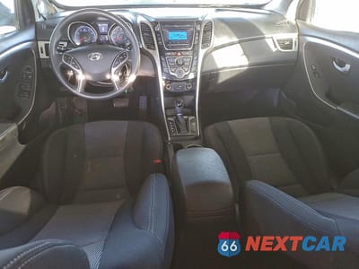 Zdjęcie 8 z 12 samochodu: 2017 HYUNDAI ELANTRA GT VIN:KMHD35LH7HU381529 - miniatura