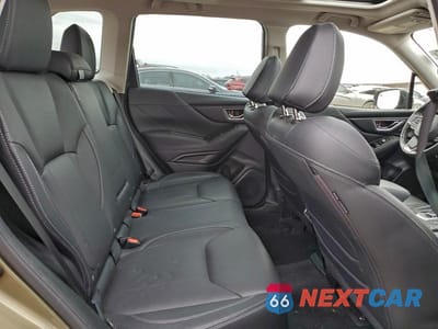 Zdjęcie 11 z 13 samochodu: 2023 SUBARU FORESTER TOURING VIN:JF2SKARC9PH436526 - miniatura