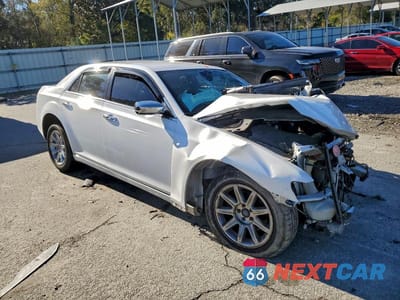 Czwarte zdjęcie samochodu z boku: 2011 CHRYSLER 300 LIMITED VIN:2C3CA5CG0BH547224 - miniatura
