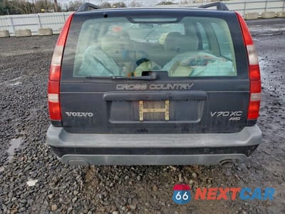Zdjęcie 6 z 11 samochodu: 2000 VOLVO V70 XC VIN:YV1LZ56D1Y2643705 - miniatura