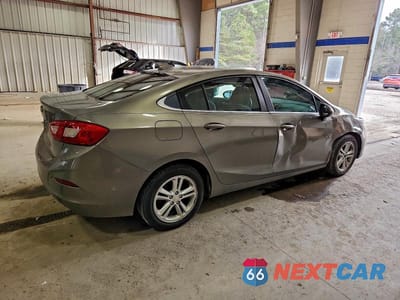 Trzecie zdjęcie samochodu z tyłu: 2017 CHEV CRUZE LT VIN:1G1BE5SM5H7130536 - miniatura