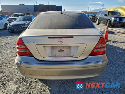 Zdjęcie 6 z 12 samochodu: 2001 MERCEDES-BENZ C 320 VIN:WDBRF64J11F014059 - miniatura