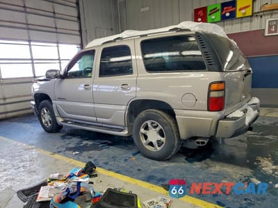 Drugie zdjęcie samochodu z przodu: 2004 GMC YUKON DENALI VIN:1GKEK63UX4J128641 - miniatura