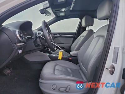 Zdjęcie 7 z 12 samochodu: 2019 AUDI A3 PREMIUM VIN:WAUAUGFF3KA087691 - miniatura