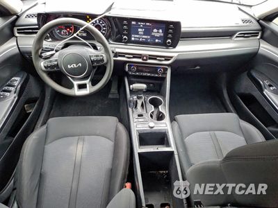 Zdjęcie 8 z 14 samochodu: 2023 KIA K5 LXS VIN:5XXG14J25PG209858 - miniatura