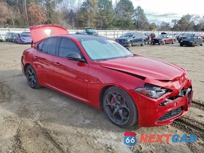 Czwarte zdjęcie samochodu z boku: 2019 ALFA ROMEO GIULIA VIN:ZARFAMAN7K7621972 - miniatura