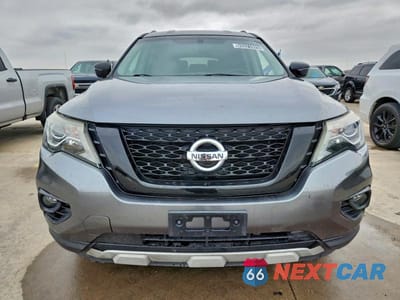 Piąte zdjęcie samochodu w środku: 2020 NISSAN PATHFINDER SV VIN:5N1DR2BN3LC577129 - miniatura