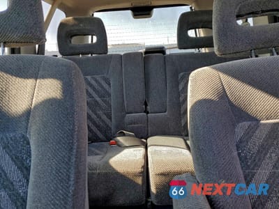 Zdjęcie 10 z 15 samochodu: 1999 HONDA CR-V LX VIN:JHLRD1847XC063777 - miniatura
