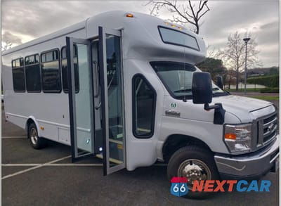 2015 FORD ECONOLINE E450 SUPER DUTY CUTAWAY VAN 1FDFE4FS3FDA28027 - główne zdjęcie licytacji z USA - miniatura