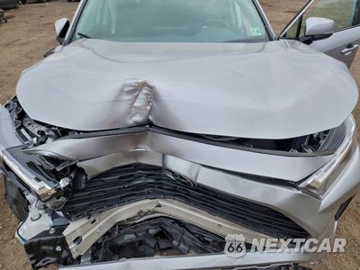 Zdjęcie 12 z 13 samochodu: 2025 TOYOTA RAV4 XLE VIN:2T3P1RFVXSC509015 - miniatura