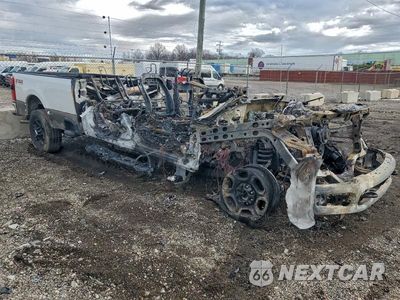 Czwarte zdjęcie samochodu z boku: 2024 FORD F250 SUPER DUTY VIN:1FT8W2BA4REF42706 - miniatura