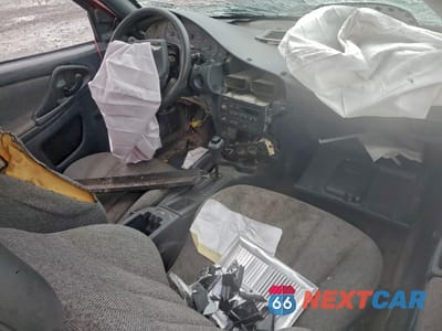 Zdjęcie 8 z 12 samochodu: 2001 CHEVROLET CAVALIER VIN:1G1JC124017157966 - miniatura