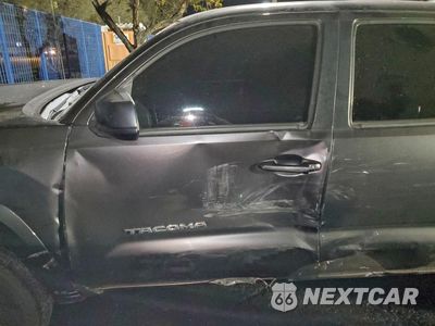 Zdjęcie 7 z 13 samochodu: 2017 TOYOTA TACOMA DOUBLE CAB VIN:5TFAZ5CN2HX051713 - miniatura