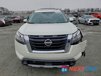 Piąte zdjęcie samochodu w środku: 2023 NISSAN PATHFINDER PLATINUM VIN:5N1DR3DK3PC231497 - miniatura