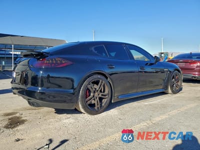 Trzecie zdjęcie samochodu z tyłu: 2013 PORSCHE PANAMERA GTS VIN:WP0AF2A72DL075121 - miniatura