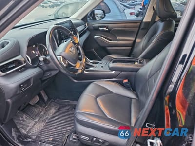 Zdjęcie 7 z 13 samochodu: 2022 TOYOTA HIGHLANDER XLE VIN:5TDGZRAHXNS555782 - miniatura