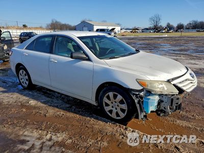 Czwarte zdjęcie samochodu z boku: 2011 TOYOTA CAMRY BASE VIN:4T4BF3EK1BR125086 - miniatura