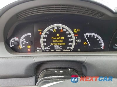 Zdjęcie 9 z 11 samochodu: 2010 MERCEDES-BENZ CL 550 4MATIC VIN:WDDEJ8GB2AA025346 - miniatura