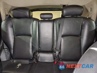 Zdjęcie 10 z 13 samochodu: 2005 INFINITI FX35 VIN:JNRAS08U65X105369 - miniatura