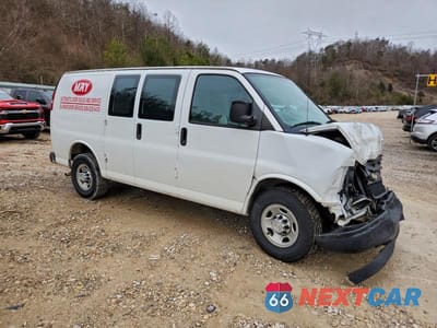 Czwarte zdjęcie samochodu z boku: 2017 CHEVROLET EXPRESS 2500 DELIVERY VAN VIN:1GCWGAFG3H1112359 - miniatura