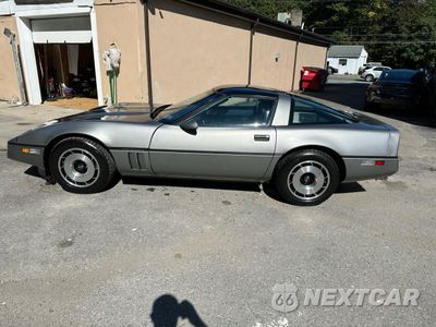 Zdjęcie 12 z 14 samochodu: 1984 CHEVROLET CORVETTE VIN:1G1AY0780E5147284 - miniatura