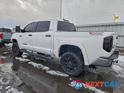 Drugie zdjęcie samochodu z przodu: 2020 TOYOTA TUNDRA SR5 VIN:5TFDY5F16LX909945 - miniatura