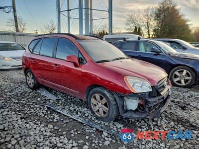 Czwarte zdjęcie samochodu z boku: 2008 KIA RONDO BASE VIN:KNAFG525287174762 - miniatura