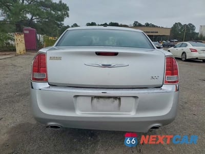 Zdjęcie 6 z 12 samochodu: 2012 CHRYSLER 300 LIMITED VIN:2C3CCACG4CH265950 - miniatura