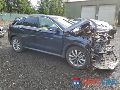 Czwarte zdjęcie samochodu z boku: 2022 INFINITI QX50 ESSENTIAL VIN:3PCAJ5CB5NF108456 - miniatura