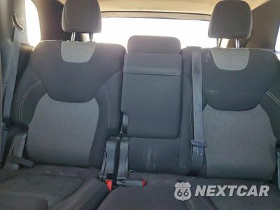 Zdjęcie 10 z 12 samochodu: 2017 JEEP CHEROKEE SPORT VIN:1C4PJMAB9HW515784 - miniatura