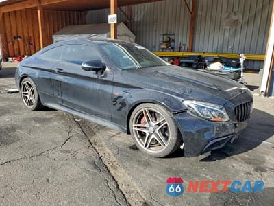Czwarte zdjęcie samochodu z boku: 2018 MERCEDES-BENZ C 63 AMG-S VIN:WDDWJ8HB7JF660729 - miniatura