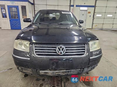 Piąte zdjęcie samochodu w środku: 2003 VOLKSWAGEN PASSAT VIN:WVWTH63B63P283294 - miniatura