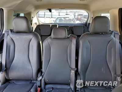 Zdjęcie 10 z 15 samochodu: 2023 KIA CARNIVAL LX VIN:KNDNB4H32P6244147 - miniatura