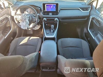 Zdjęcie 8 z 12 samochodu: 2024 TOYOTA RAV4 LE VIN:4T3MWRFV4RU145736 - miniatura