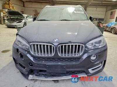 Piąte zdjęcie samochodu w środku: 2017 BMW X5 XDRIVE35I VIN:5UXKR0C50H0V65929 - miniatura