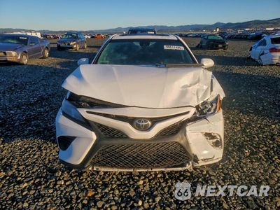Piąte zdjęcie samochodu w środku: 2020 TOYOTA CAMRY SE VIN:4T1G11AK1LU393971 - miniatura
