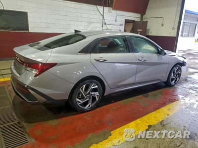 Trzecie zdjęcie samochodu z tyłu: 2025 HYUNDAI ELANTRA SEL VIN:KMHLS4DG8SU962009 - miniatura