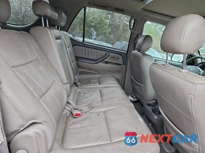Zdjęcie 11 z 15 samochodu: 2007 TOYOTA SEQUOIA LIMITED VIN:5TDBT48A67S285024 - miniatura