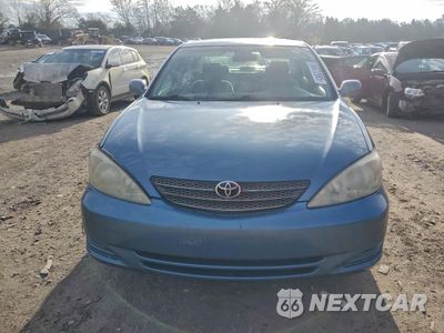 Piąte zdjęcie samochodu w środku: 2003 TOYOTA CAMRY LE VIN:4T1BF32K63U565885 - miniatura