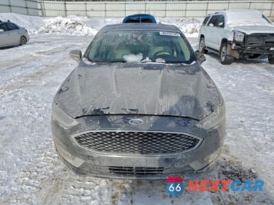 Piąte zdjęcie samochodu w środku: 2018 FORD FUSION TITANIUM/PLATINUM VIN:3FA6P0K94JR145759 - miniatura