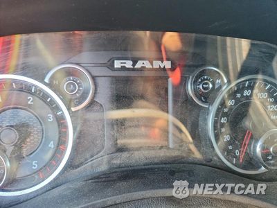 Zdjęcie 9 z 12 samochodu: 2023 RAM 2500 TRADESMAN VIN:3C6UR5HL3PG538627 - miniatura