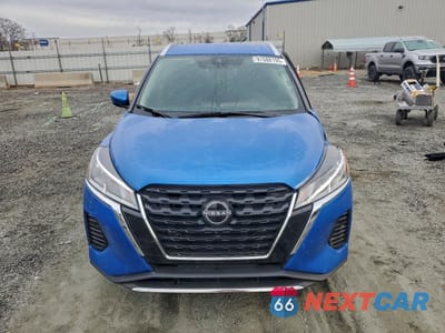 Piąte zdjęcie samochodu w środku: 2024 NISSAN KICKS SV VIN:3N1CP5CV5RL472775 - miniatura