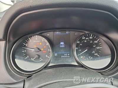 Zdjęcie 9 z 15 samochodu: 2019 NISSAN ROGUE SPORT S VIN:JN1BJ1CPXKW230751 - miniatura