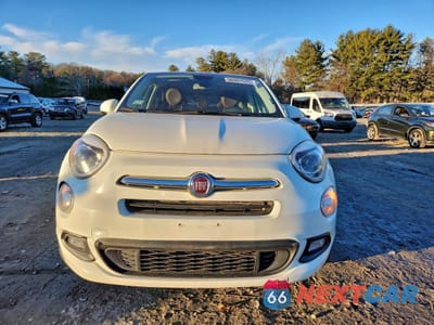 Piąte zdjęcie samochodu w środku: 2018 FIAT 500X LOUNGE VIN:ZFBCFYDBXJP637379 - miniatura