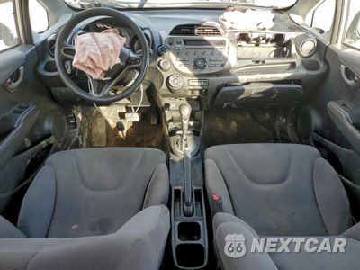 Zdjęcie 8 z 14 samochodu: 2011 HONDA FIT VIN:JHMGE8H35BC023982 - miniatura