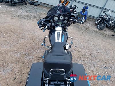 Zdjęcie 6 z 9 samochodu: 2013 HARLEY-DAVIDSON FLHX STREET GLIDE VIN:1HD1KBM13DB628818 - miniatura