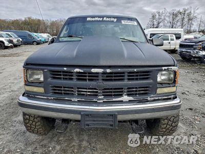 Piąte zdjęcie samochodu w środku: 2000 CHEVROLET GMT-400 K3500 VIN:1GCHK33R7YF499560 - miniatura