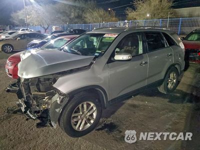 2015 KIA SORENTO LX 5XYKT4A74FG589608 - główne zdjęcie licytacji z USA - miniatura