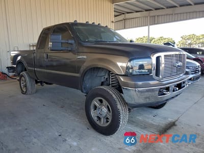 Czwarte zdjęcie samochodu z boku: 2006 FORD F250 SUPER DUTY VIN:1FTSX21P06EC72992 - miniatura
