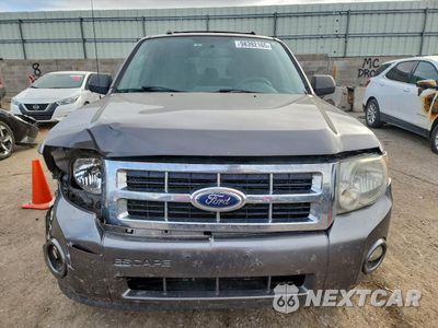 Piąte zdjęcie samochodu w środku: 2012 FORD ESCAPE XLT VIN:1FMCU0D75CKB84042 - miniatura